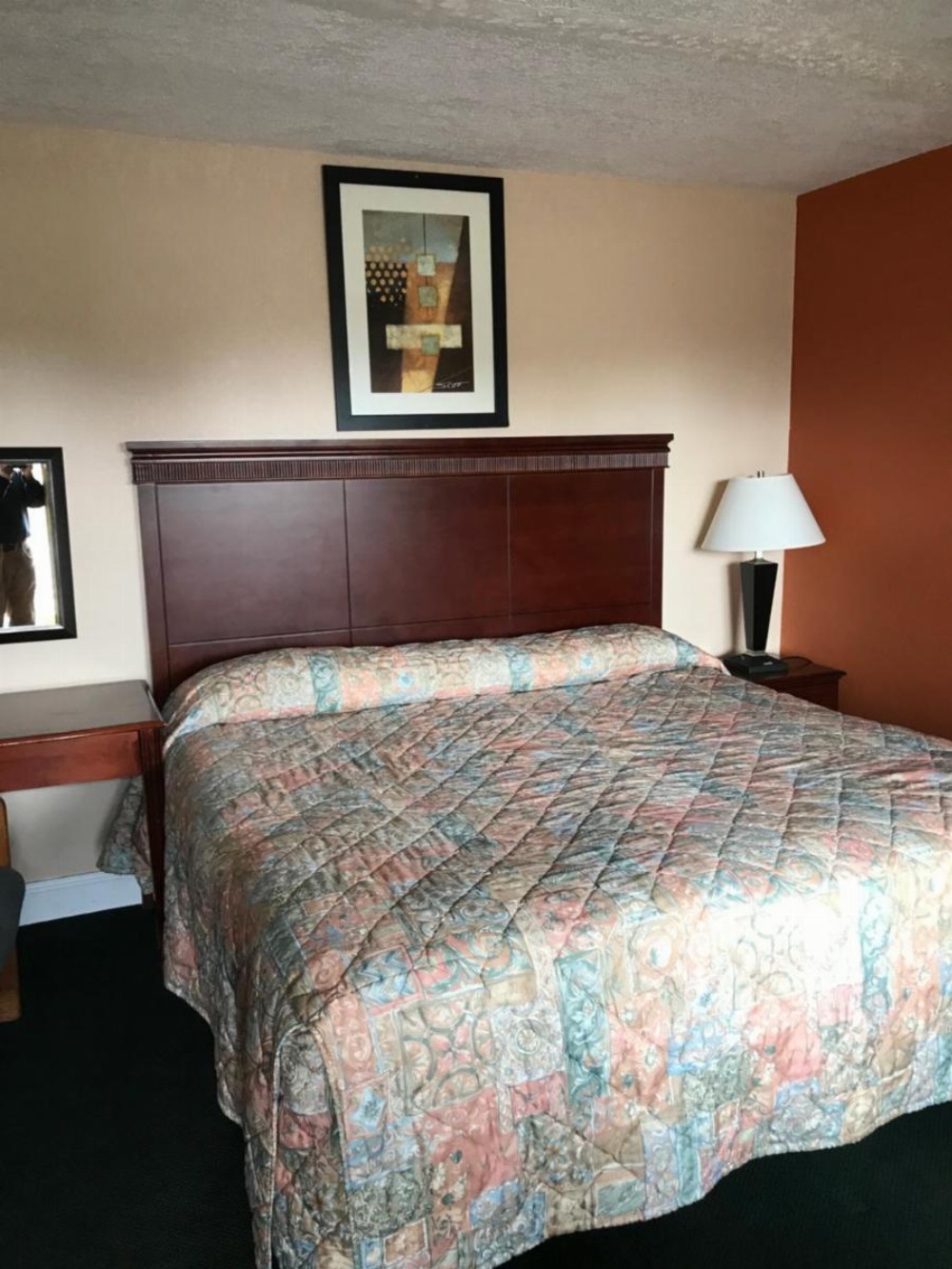 Room image 3